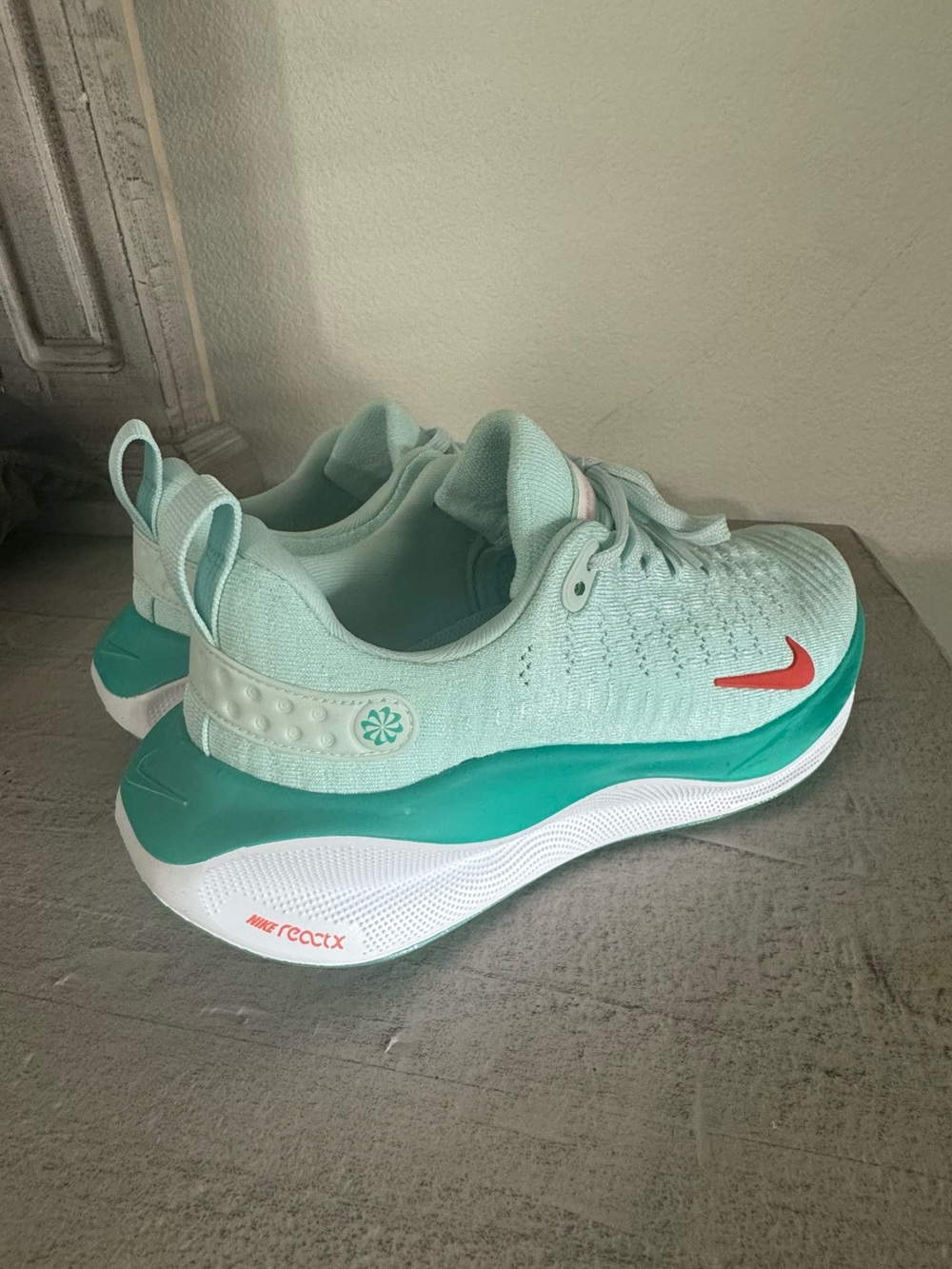 Nike Womens ReactX Infinity Run Flyknit 4